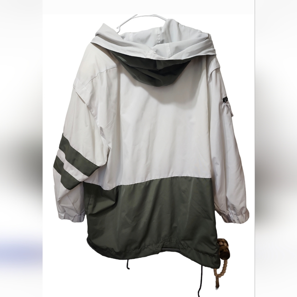 Mulberry St Women's  XL white green block hooded. Vtg. Anchor buttons. - Picture 12 of 12